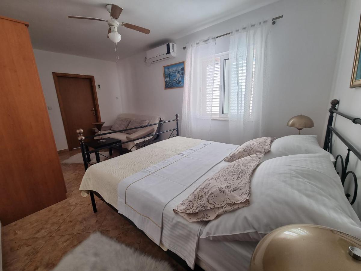 Holiday Apartment 1 奥瑞比克 外观 照片